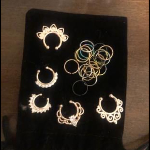 Brand New Cosmetic Rings - Picture 2 of 3